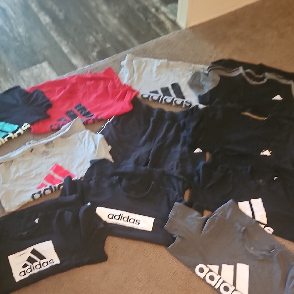 Adidas Black and Gray Short Sleeve Tees Performance Athletic Wear